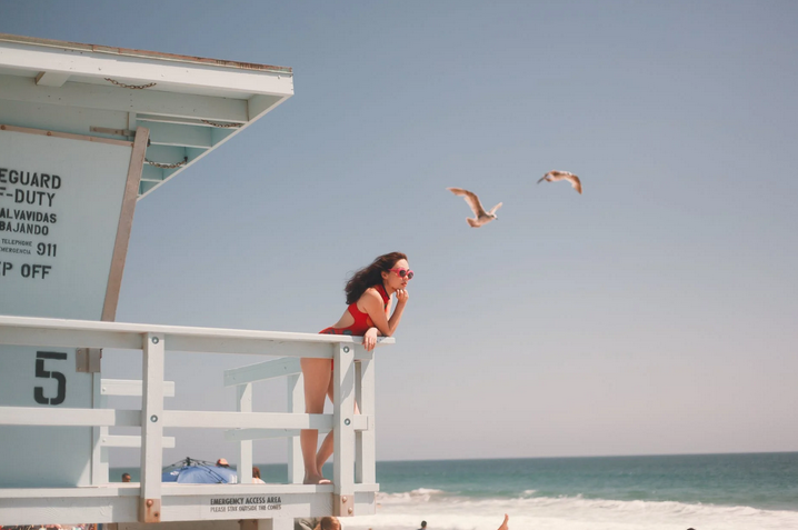Casual Beach Picnic Essentials: What to Wear